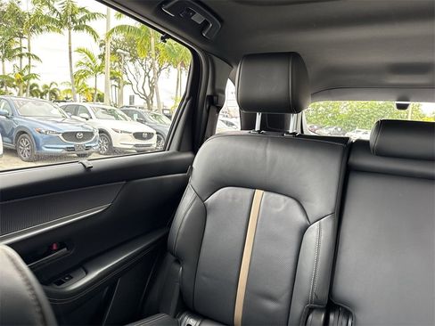 Used 2025 MAZDA CX-70 3.3 Turbo S w/ Premium Package image 18