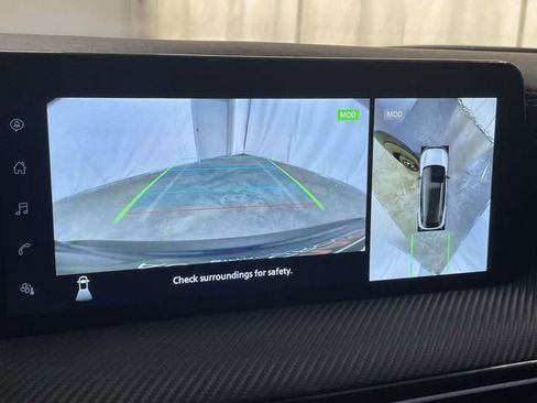 Used 2025 Nissan Kicks SR image 19