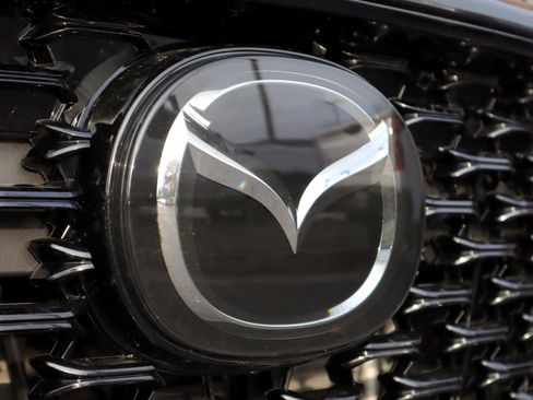 New 2025 MAZDA CX-5 Carbon Edition image 25