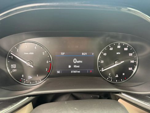 Used 2023 Buick Envision Preferred FWD image 10