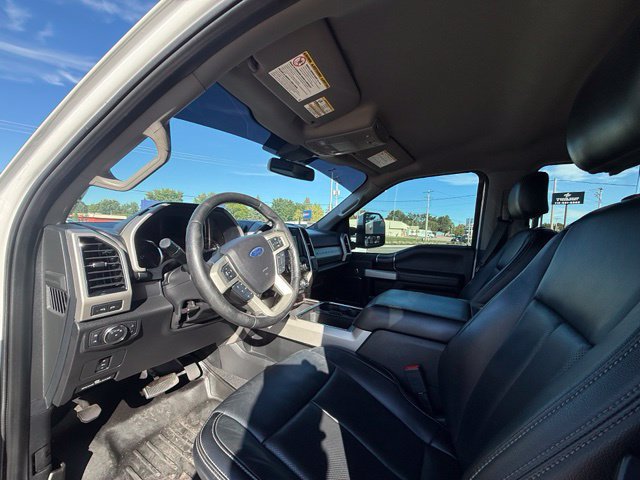 Used 2020 Ford F250 Lariat w/ Lariat Value Package AWD/4WD image 11