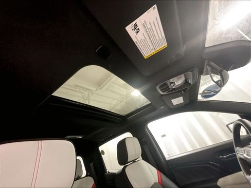 Used 2024 GMC Canyon AT4X image 22