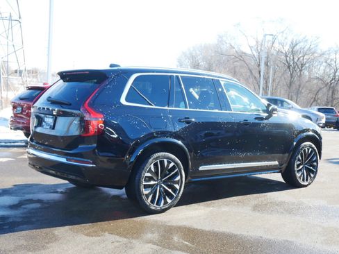 New 2026 Volvo XC90 B6 Ultra w/ Protection Package image 3