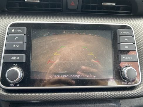 Used 2019 Nissan Kicks SV FWD image 24