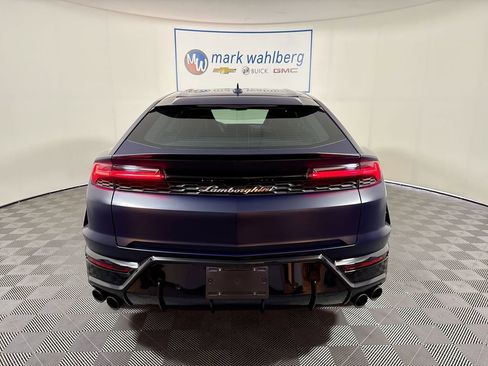 Used 2025 Lamborghini Urus SE AWD/4WD image 4