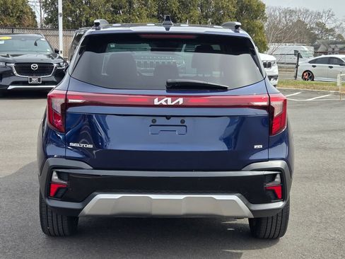 Used 2024 Kia Seltos SX w/ SX Sunroof Package image 5
