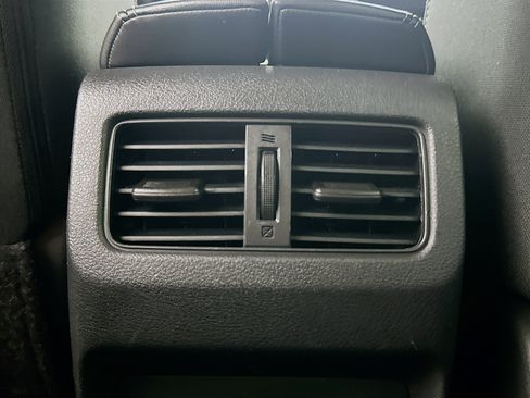 Used 2023 Nissan Rogue SV AWD/4WD image 26