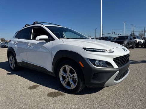 Used 2022 Hyundai Kona SEL image 8