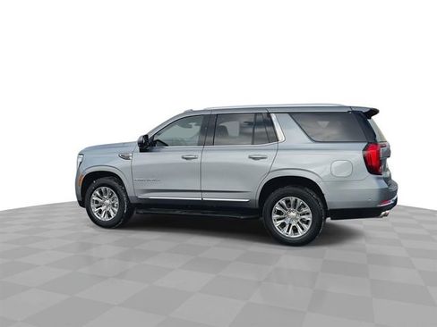 Certified 2025 GMC Yukon Denali AWD/4WD image 6