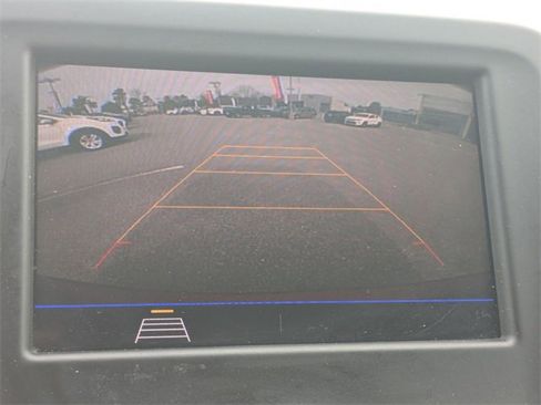 Used 2021 Chevrolet Equinox LT image 22