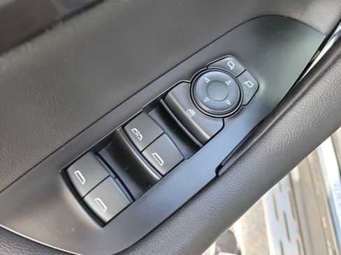 Certified 2019 Chevrolet Blazer RS FWD image 17