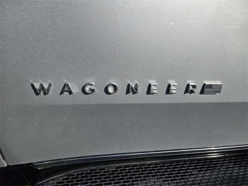 Used 2022 Jeep Wagoneer Series III image 8