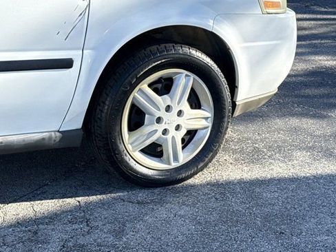 Used 2005 Chevrolet Uplander w/ Climate Package FWD image 8