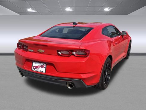 Used 2023 Chevrolet Camaro LT RWD image 3