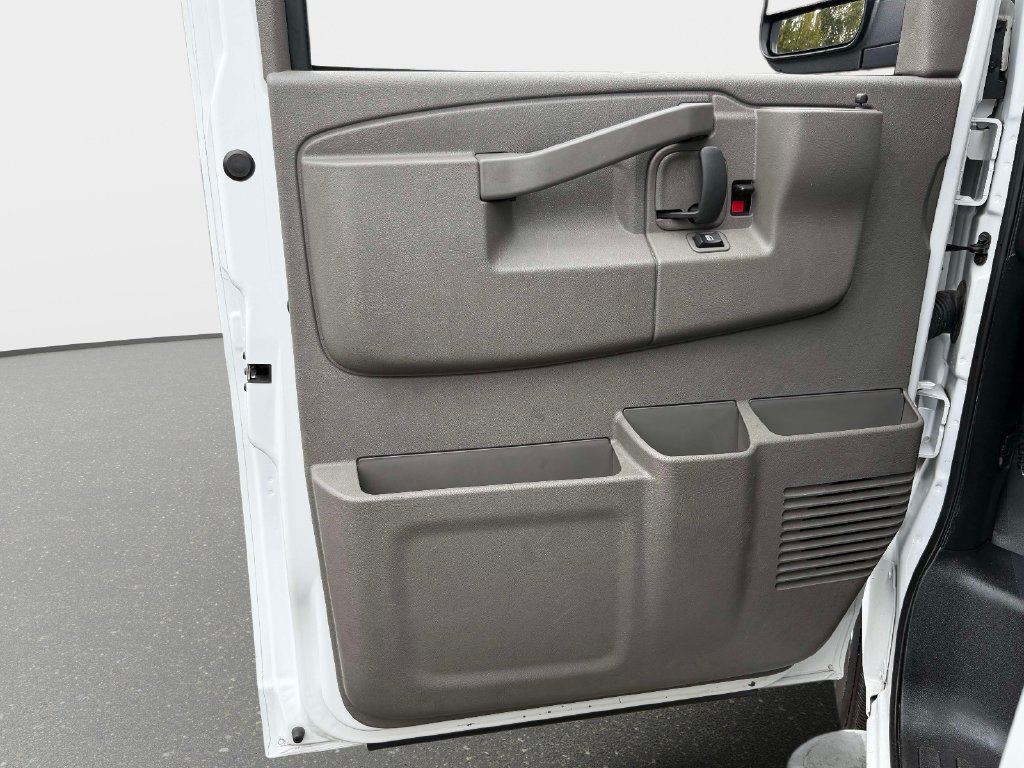 Used 2025 Chevrolet Express 2500 w/ Driver Convenience Package RWD image 14