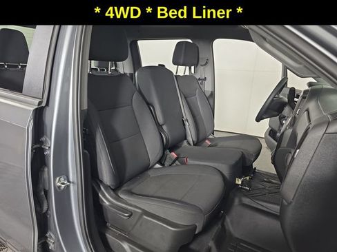 Certified 2020 Chevrolet Silverado 1500 Custom w/ Custom Value Package AWD/4WD image 30