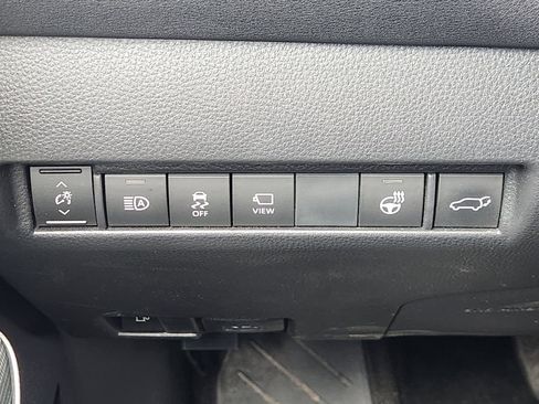 Used 2023 Toyota Venza Limited AWD/4WD image 26