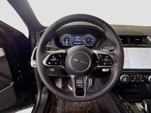 Used 2024 Jaguar E-PACE R-Dynamic SE image 13
