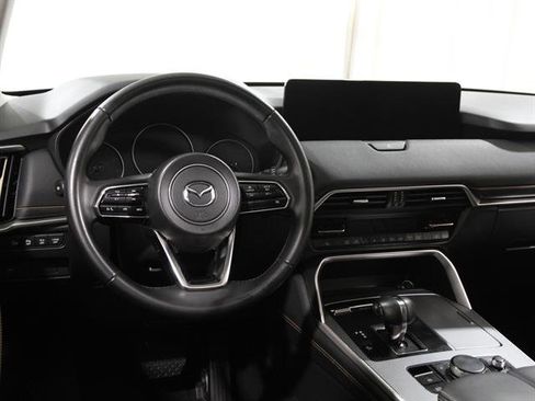 Certified 2025 MAZDA CX-70 3.3 Turbo w/ Preferred Package image 6