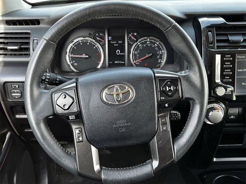 Used 2022 Toyota 4Runner TRD Off-Road Premium w/ Moonroof Package image 11