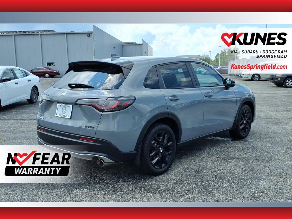 Used 2023 Honda HR-V Sport image 5