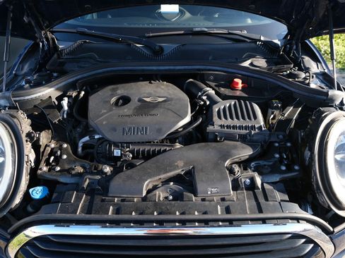 Used 2017 MINI Cooper Clubman FWD image 38