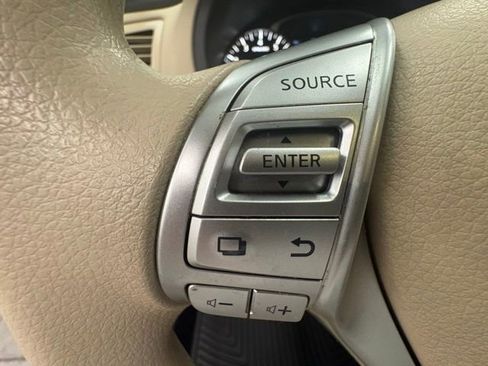 Used 2016 Nissan Altima 2.5 S w/ Power Driver Seat Package FWD image 14