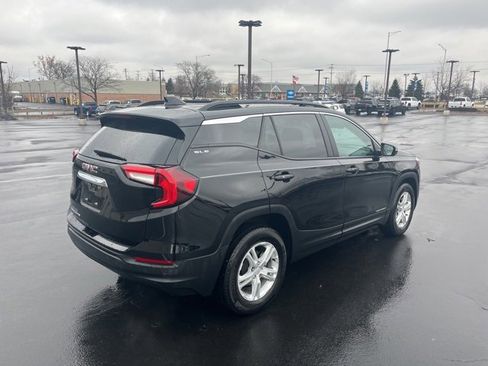 Certified 2023 GMC Terrain SLE w/ Driver Convenience Package image 5