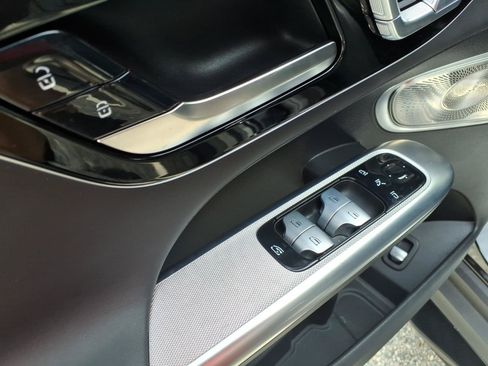 Used 2025 Mercedes-Benz GLC 43 AMG 4MATIC Coupe image 22