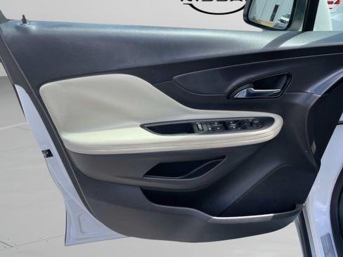 Used 2019 Buick Encore Preferred w/ Safety Package FWD image 22