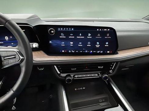 Certified 2025 Chevrolet Tahoe High Country image 10