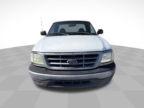Used 2002 Ford F150 XL image 2
