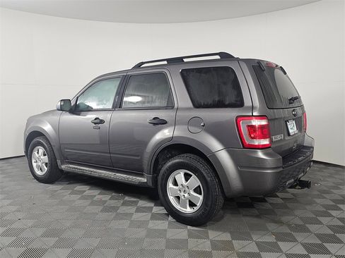 Used 2012 Ford Escape XLT image 5