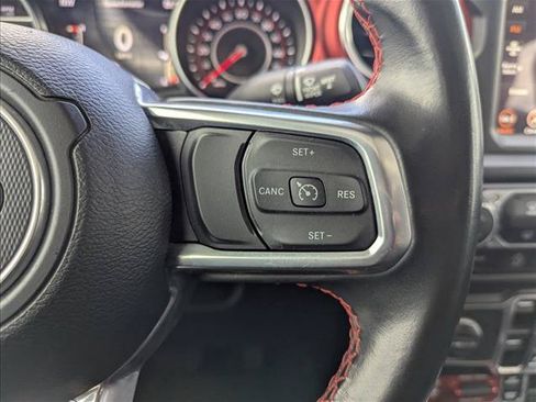 Used 2022 Jeep Gladiator Rubicon AWD/4WD image 14