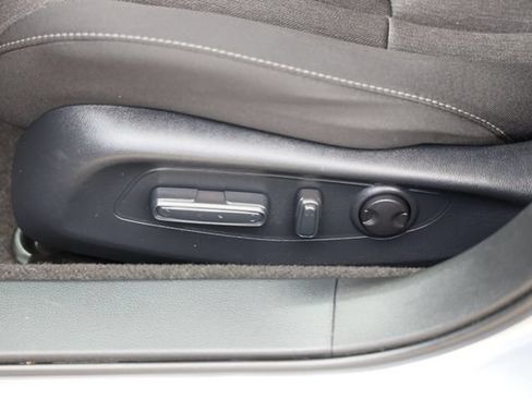Certified 2024 Honda Accord EX image 22
