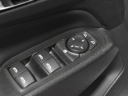 Used 2022 Chevrolet Equinox LT w/ Driver Convenience Package FWD image 10
