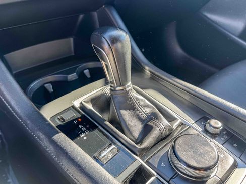 Used 2023 MAZDA MAZDA3 s image 17