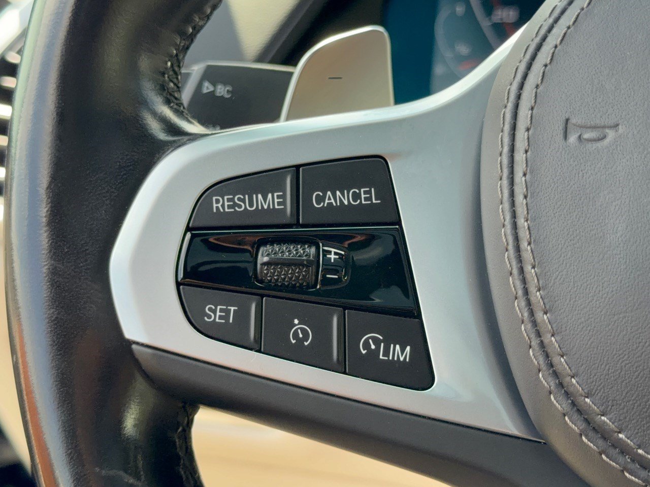 Used 2022 BMW X5 M50i w/ Premium Package AWD/4WD image 18
