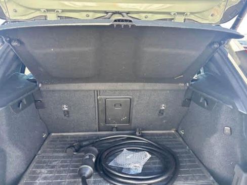 Used 2023 Volvo XC40 Recharge Ultimate w/ Protection Package Premier image 5