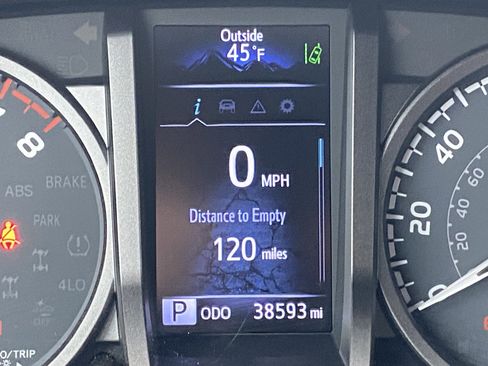 Used 2023 Toyota Tacoma TRD Off-Road image 12