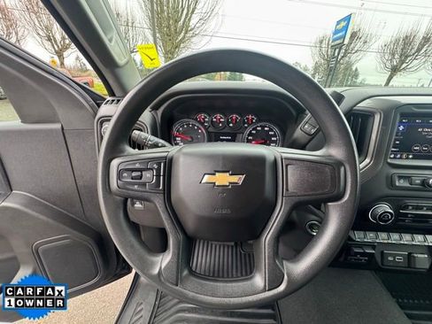 Used 2023 Chevrolet Silverado 1500 Custom image 17