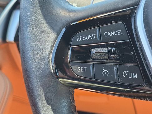 Used 2021 BMW 530i xDrive w/ Premium Package AWD/4WD image 19