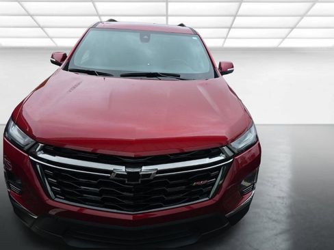 Used 2023 Chevrolet Traverse RS FWD image 4