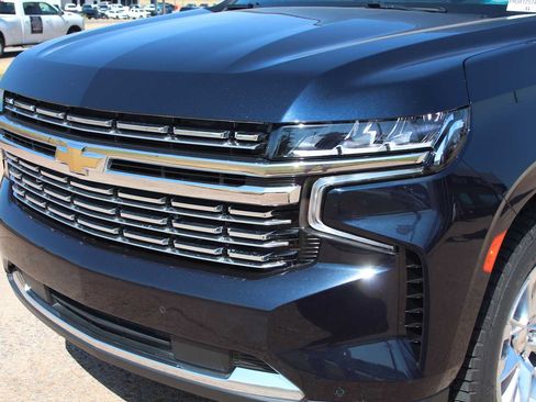 Used 2023 Chevrolet Tahoe Premier AWD/4WD image 15
