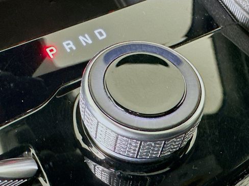 Used 2024 Jeep Grand Cherokee L Limited w/ Luxury Tech Group II image 25