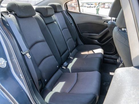 Used 2016 MAZDA MAZDA3 i Touring w/ Popular Equipment Package image 21