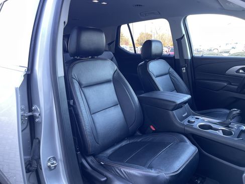 Used 2019 Chevrolet Traverse LT w/ LPO, Floor Liner Package image 39