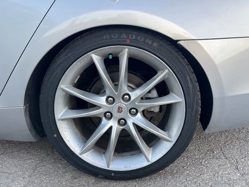 Used 2013 Cadillac XTS Premium image 27