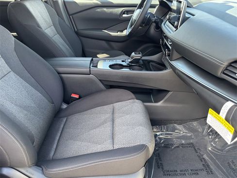 New 2026 Nissan Rogue SV image 9