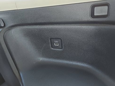 Used 2023 Honda Pilot Elite image 11